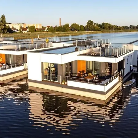 Hotel na wodzie Hausboot Meerkraft Ribnitz-Damgarten